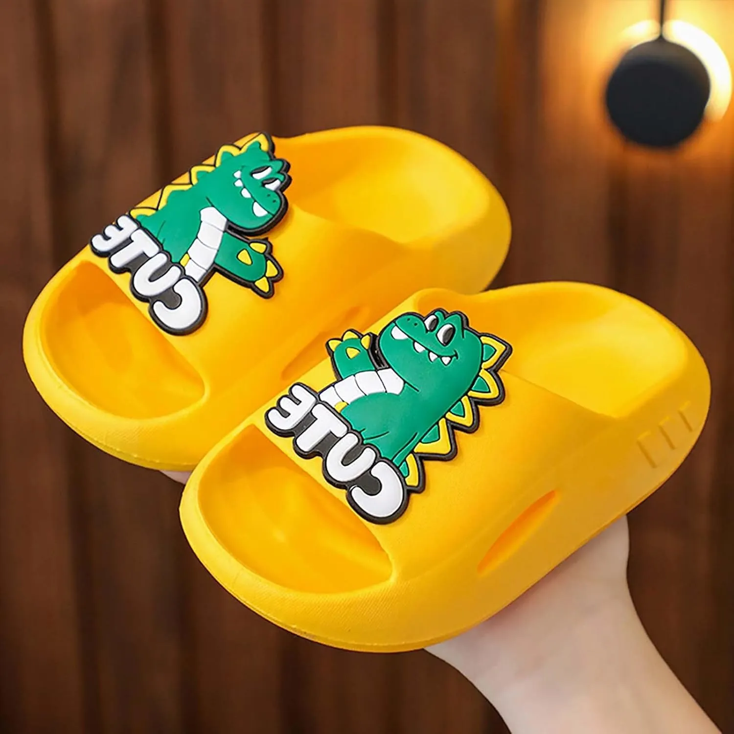 Classic Open Toe Flat Sandals Boys And Girls Slippers Comfortable Soft Sole Thick Bottom Non Slip Home Cute Cartoon Slippers