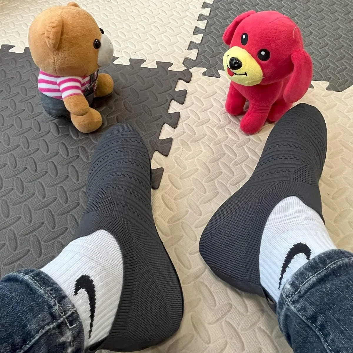 ditont Non-Slip Indoor House Slippers Lightweight Comfortable Grip House Home Shoes for Men Women