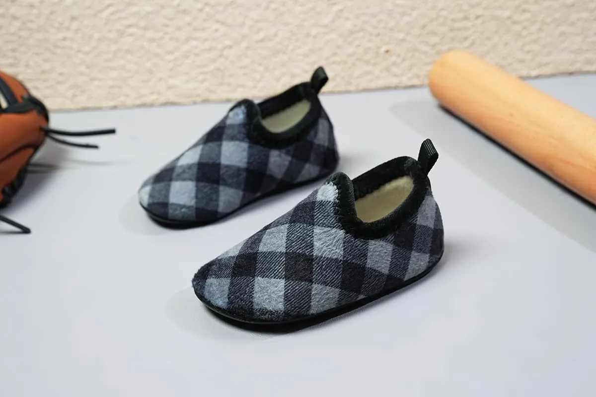 ditont Toddler Slippers Non-Slip Lightweight Comfortable Kids Indoor Grip House Home Shoes for Boys Girl
