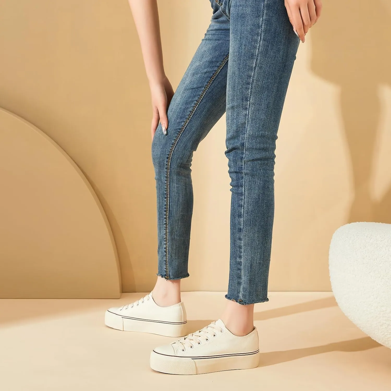 hash bubbie Platform Sneakers for Women White Platform Shoes Low Top Tennis Shoes Non Slip Black Fashion Canvas Sneakers