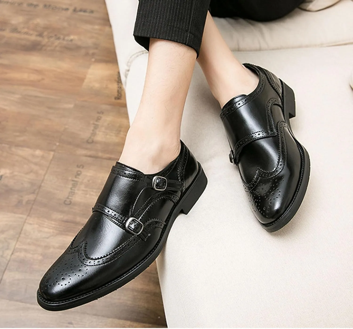 Men's Business Buckle and Put On Formal Leather Shoes Fashionable Formal and Comfortable Dress Oxford Shoes