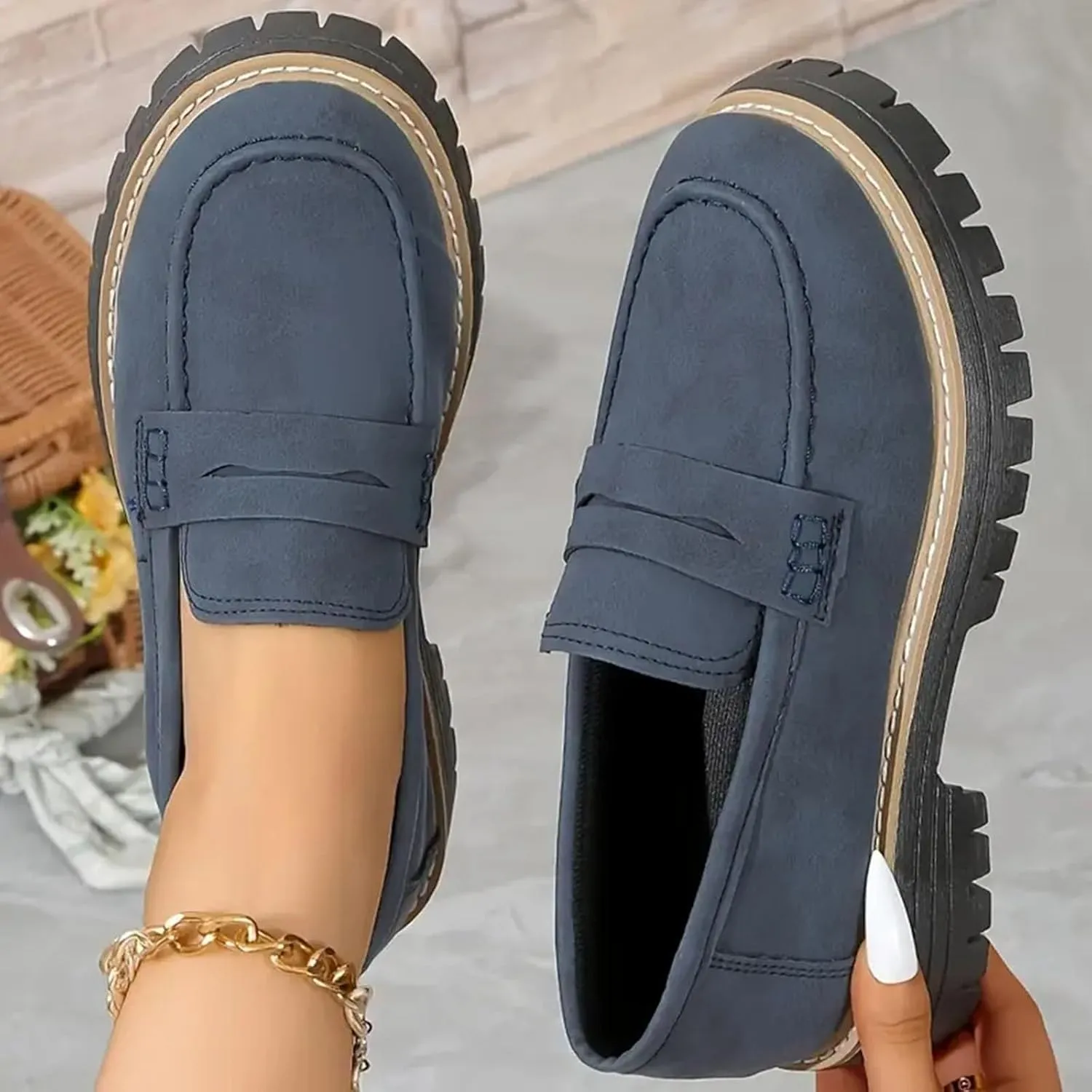 Orthopedic Shoes for Women Platform Loafers,Wide Toe Lightweight Casual Comfort Shoes,Slip-On Suitable for All Foot Shapes