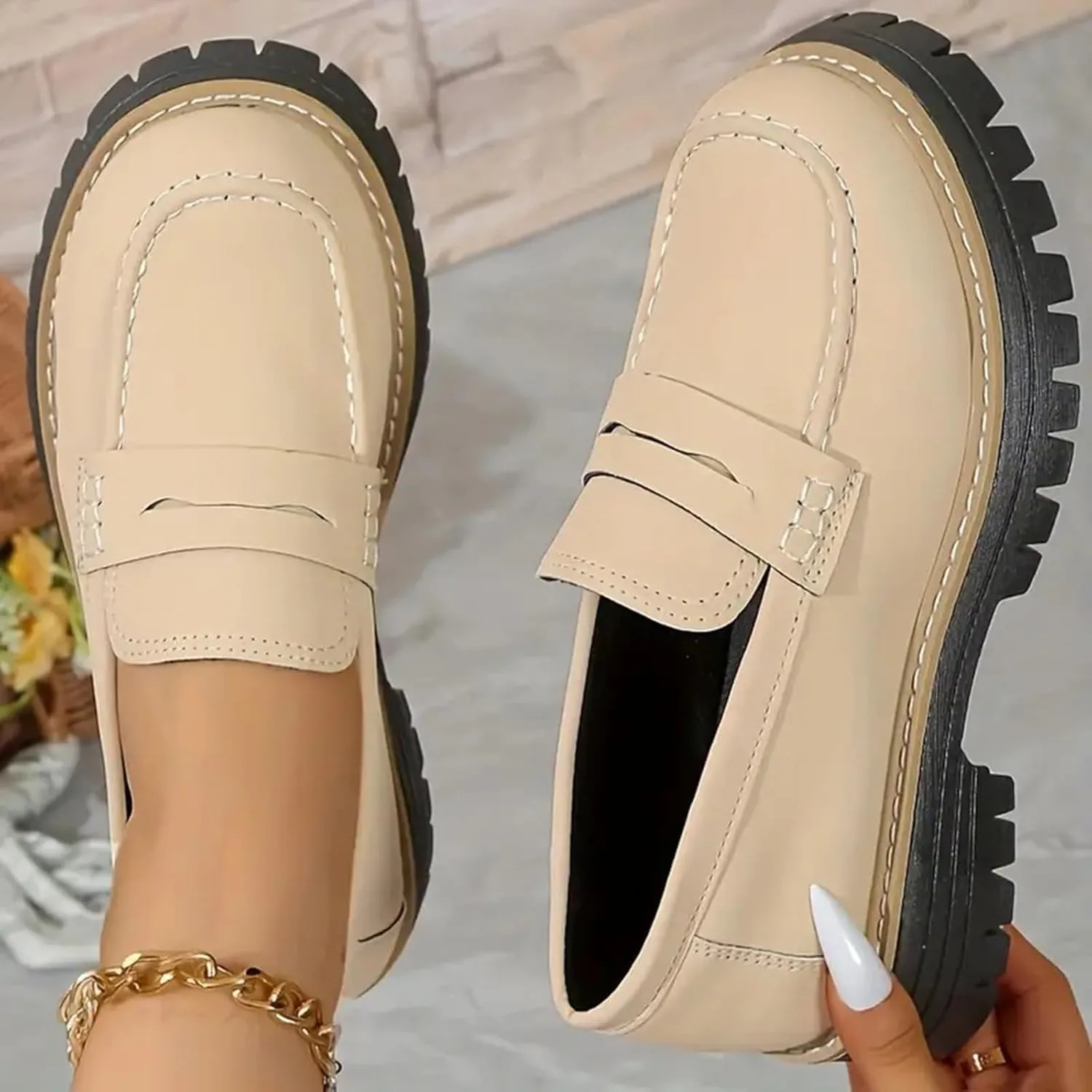 Orthopedic Shoes for Women Platform Loafers,Wide Toe Lightweight Casual Comfort Shoes,Slip-On Suitable for All Foot Shapes