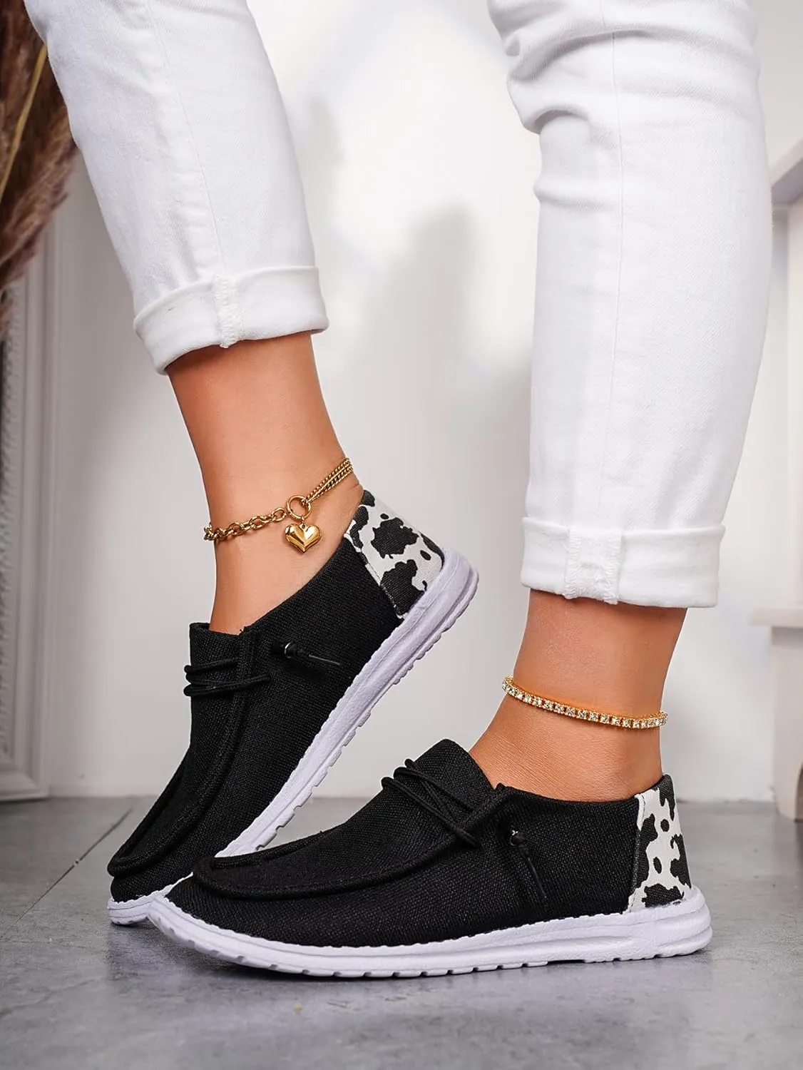 Unisex-Adult Black Canvas Loafers Cow Print Comfortable Boat Shoes Easy Slip On Lightweight Deck Shoes Elastic Laces Outdoor Flat Walking Driving Shoes Breathable Shoes Sneakers