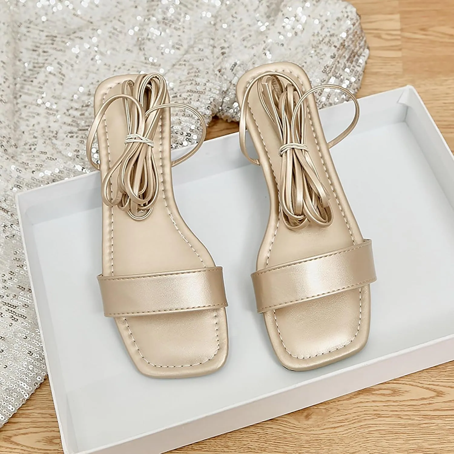 VESNIBA Women's Strappy Sandals Square Open Toe Flat Bottomed Casual Beach Sandals for Party Soft Shoes Casual Daily Dress