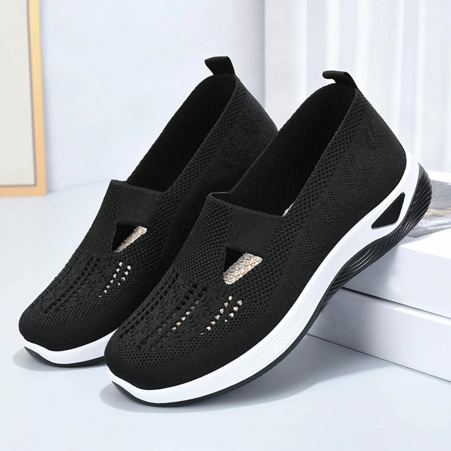 Women Casual Slip On Shoes Comfortable Walking Sneakers Lightweight Canvas Flats Non Slip Breathable Loafers