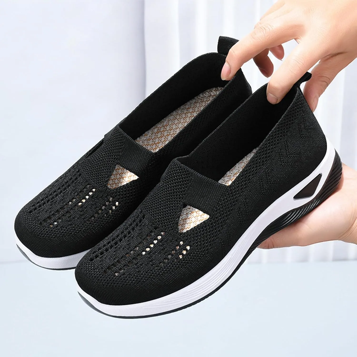 Women Casual Slip On Shoes Comfortable Walking Sneakers Lightweight Canvas Flats Non Slip Breathable Loafers
