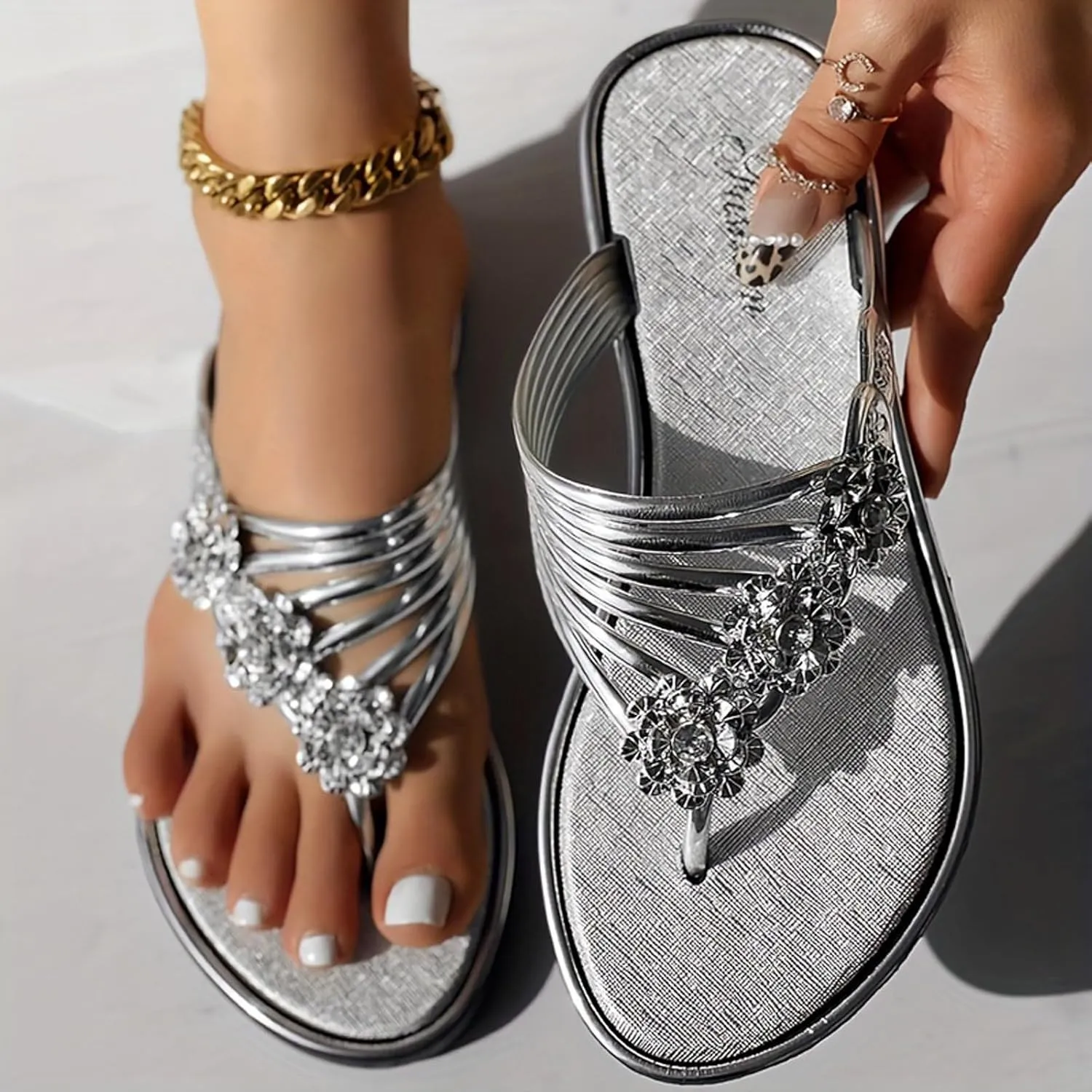 Women Rhinestone Boho Flip Flops Summer Comfort Beach Slippers Clip Toe Slide Sandal Bohemian Thong Sandals Flats