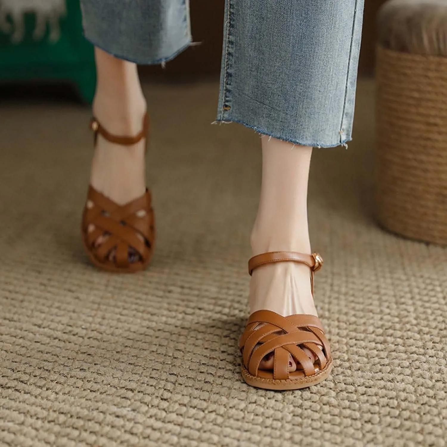 Womens Braided Flat Sandal Cute Woven Strappy Closed Toe Shoes Casual Summer Comfort 2025 New