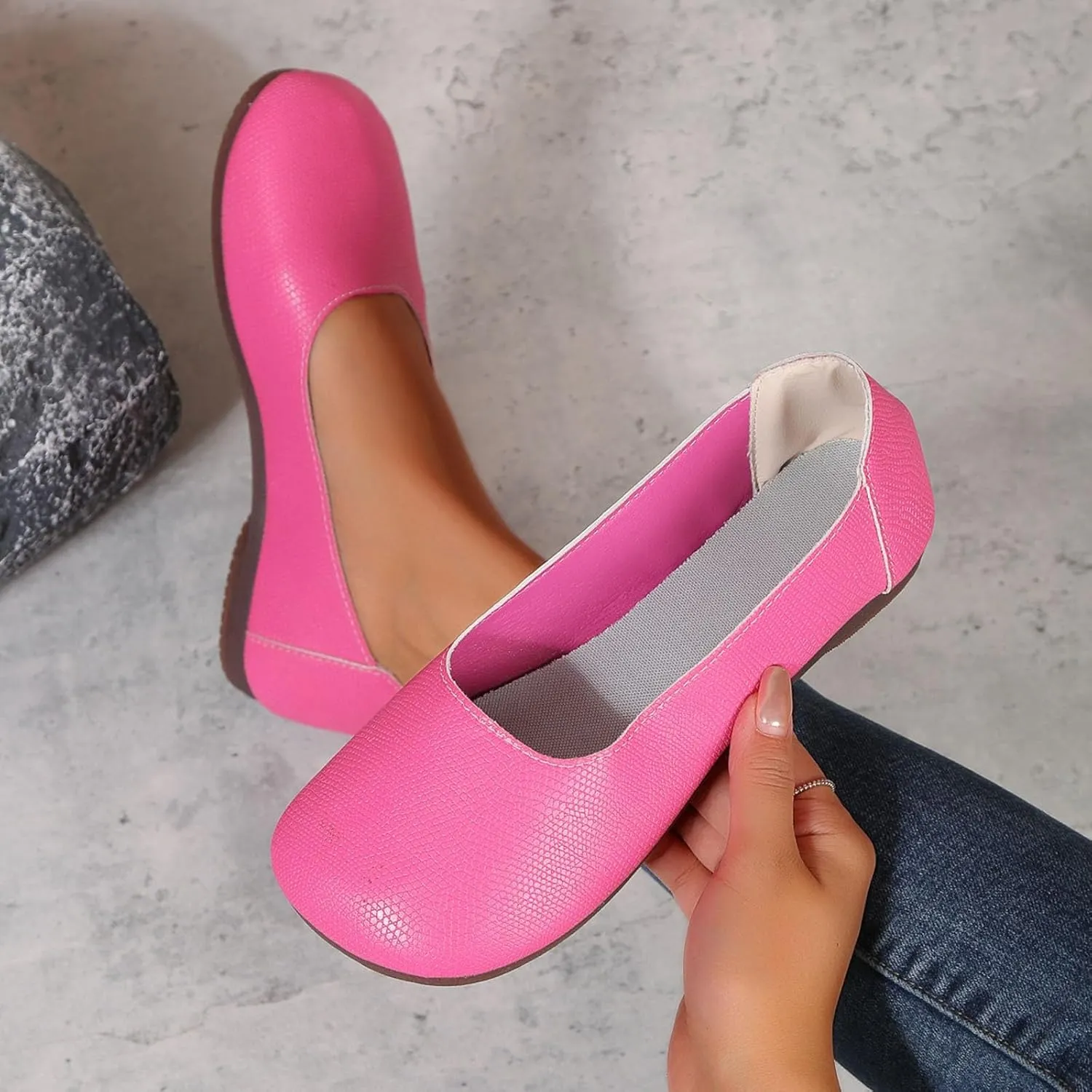 Women's Casual Loafers Cute Slip On Comfort Walking Flats Leather Driving Dress Shoes Fashion Closed Toe Boat Shoes