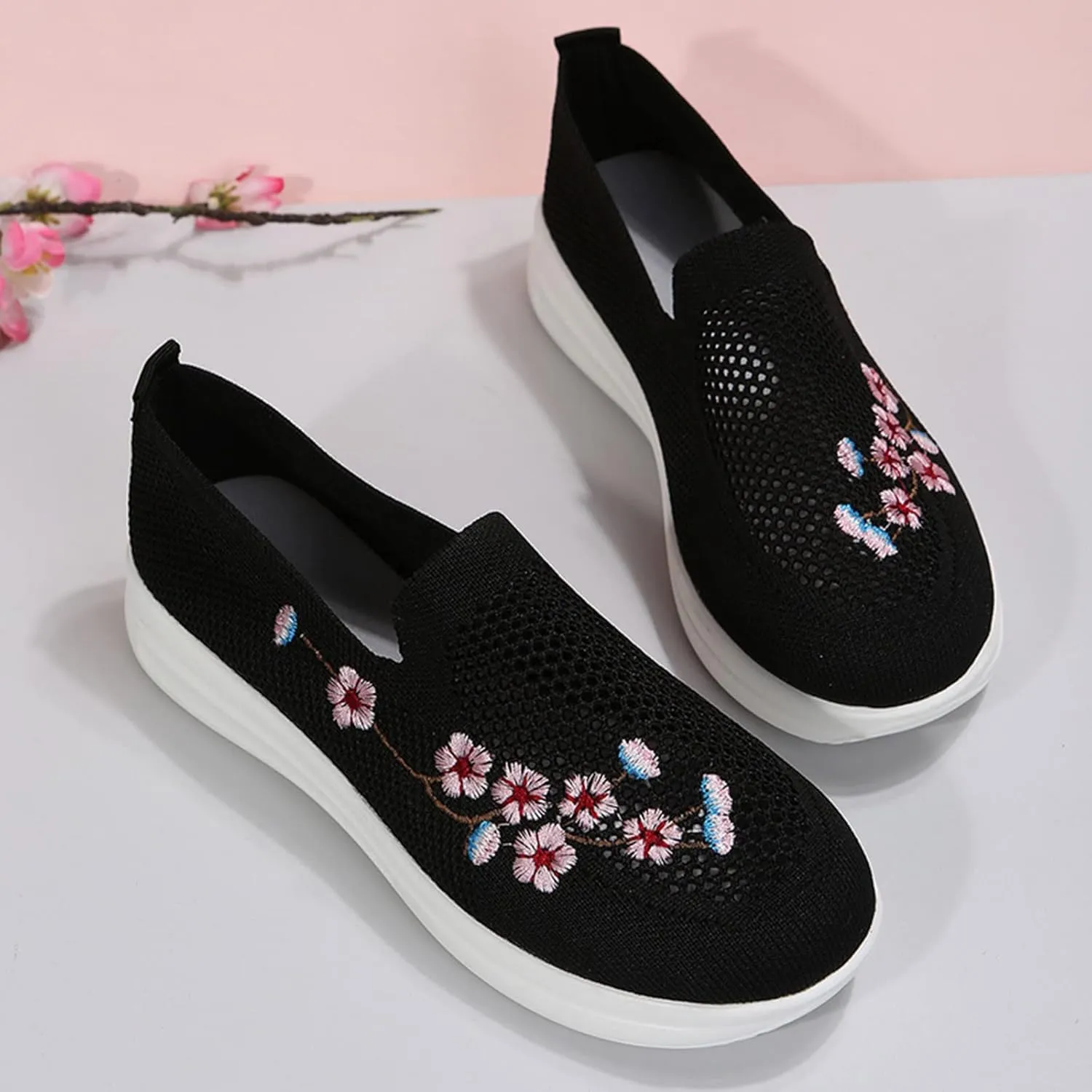 Womens Flat Slip On Sneakers Casual Walking Shoes Lightweight Canvas Comfortable Elastic Non Slip Loafers