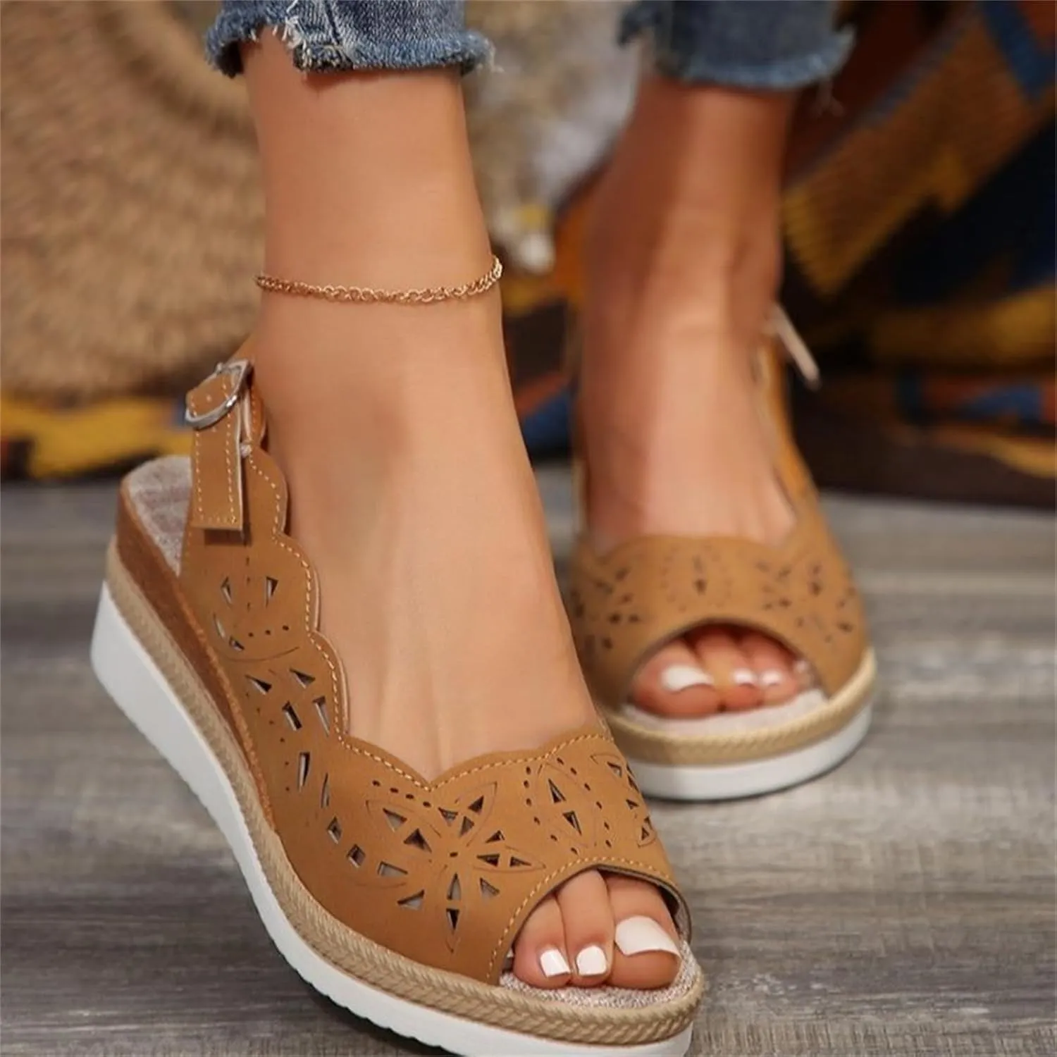 Women's Slingback Sandal Comfortable Platform Sandals Heel Cut-Out Vamp Peep Toe Buckle Sandals